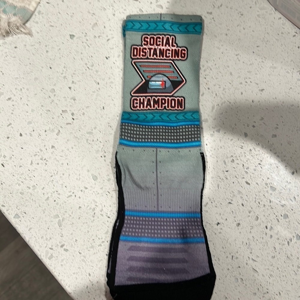 NWT Rock Em Socks "Social Distancing Champion" s/m socks